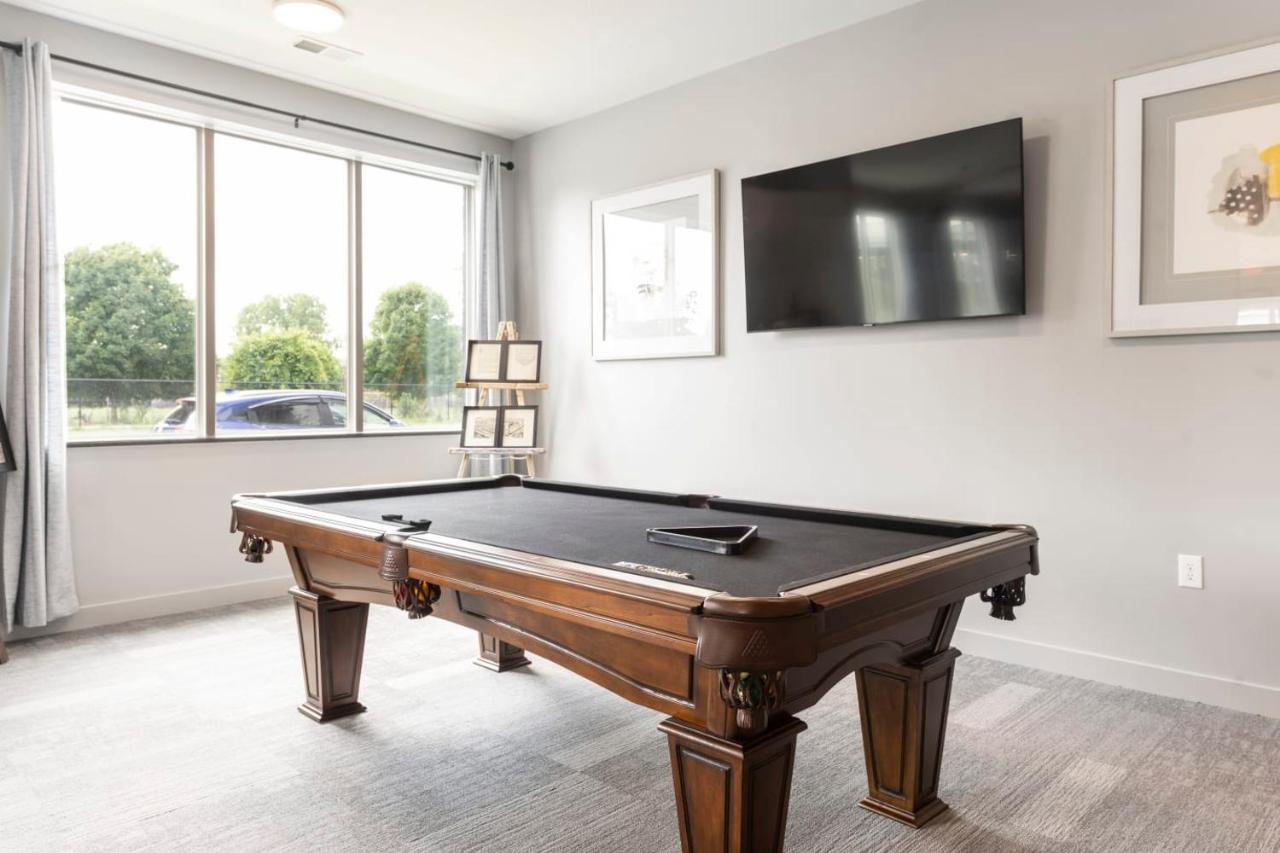 Modern Dwntwn 1 Bdrm Apt Pool Gym Free Parking Ινδιανάπολη Εξωτερικό φωτογραφία